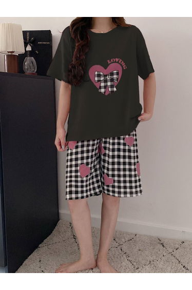 Heart Print Round Neck T-Shirt and Checked Shorts Set