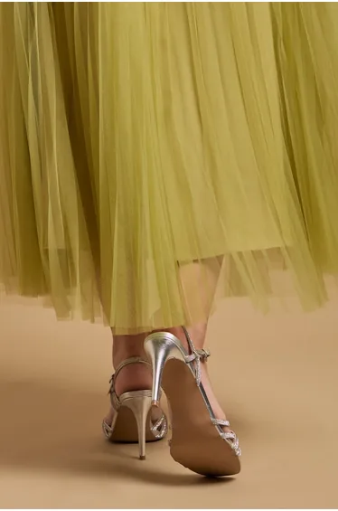 صندل اويسيس باللون الفضي