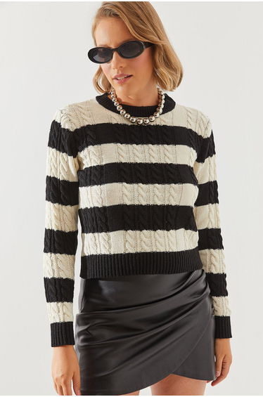 Women's Striped Crew Neck Sweater