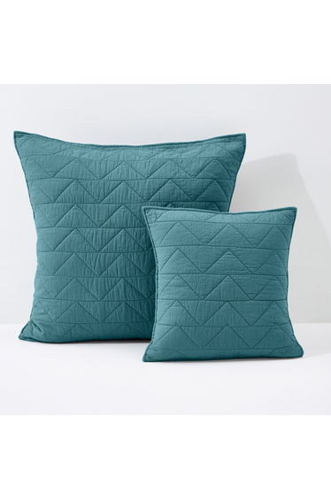 ZIG ZAG SCENARIO Quilted Cushion Cover & Pillowcase