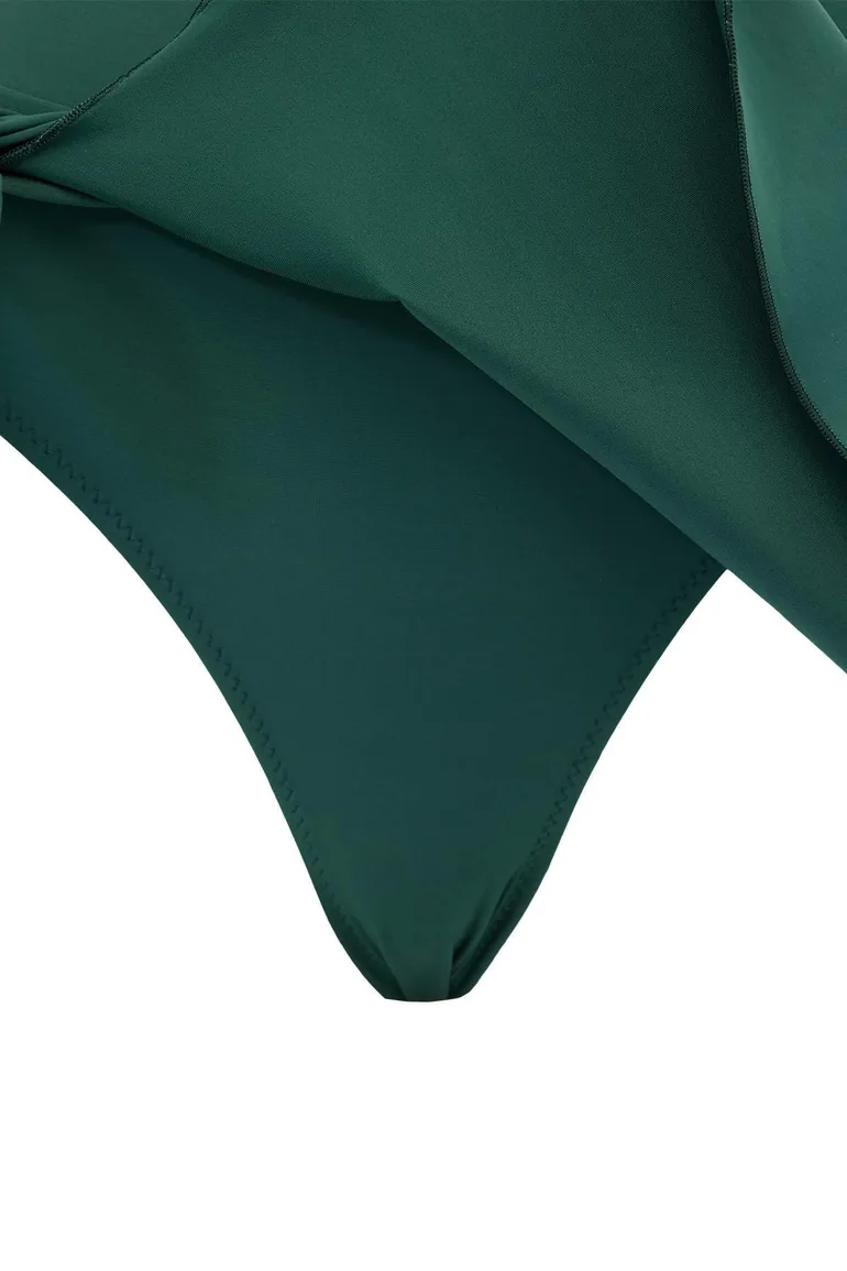 بدلة سباحة باللون الأخضر - 2