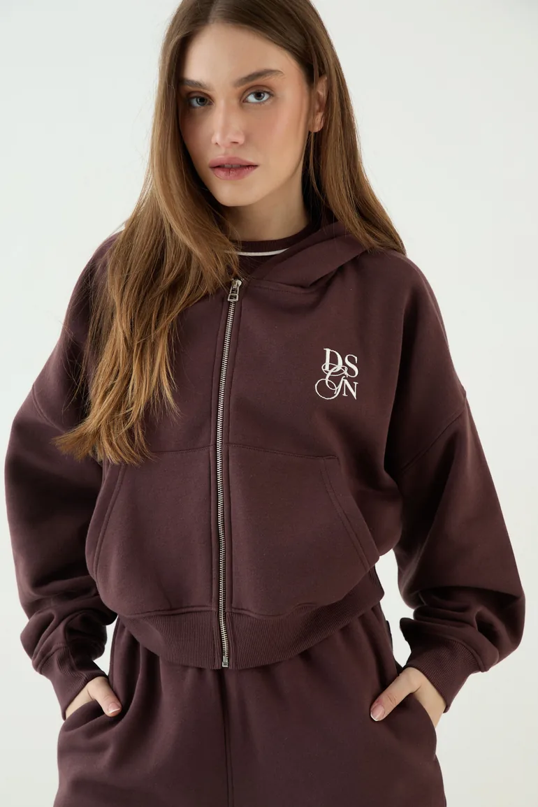 DSGN Studio Boxy Crop Zip Through Hoodie - chocolate - 1