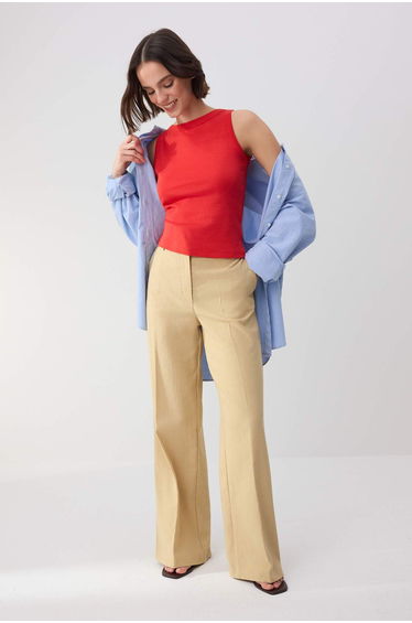Red Fitted/Sleeveless Cotton Ribbed Knitted Undershirt
