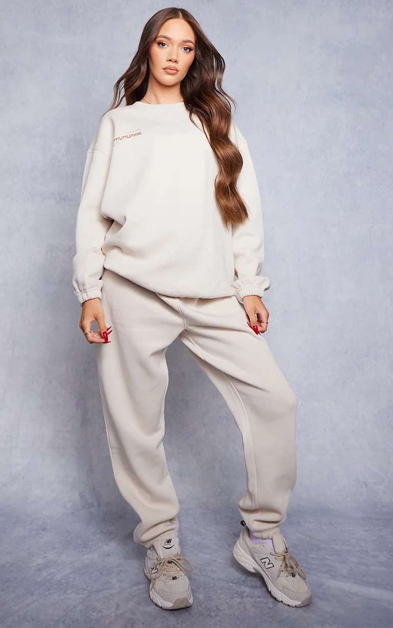 PRETTYLITTLETHING Maternity Stone Logo Cuffed Joggers