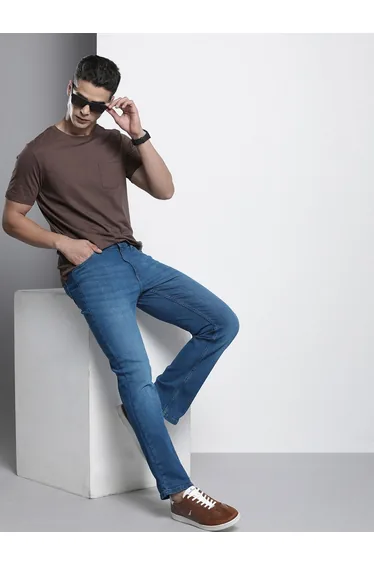 Men Mid Rise Bootcut Stretchable Jeans