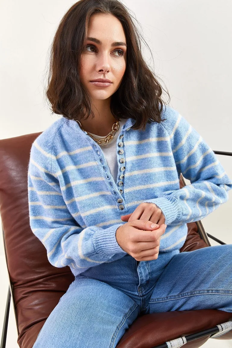 Women's Button-down Collar Turtleneck Striped Knitwear Sweater - 2