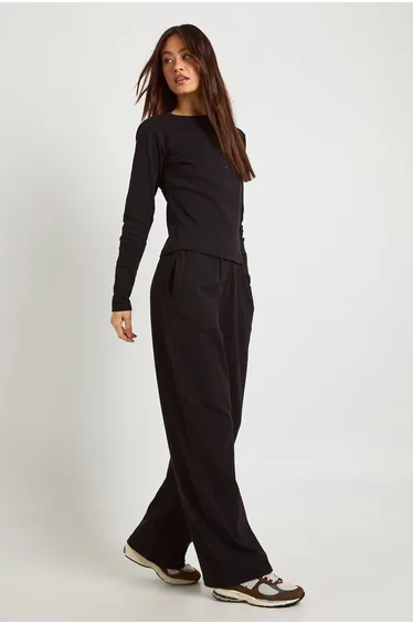 طقم مريح بوهو باللون الأسود- طويلات القامة