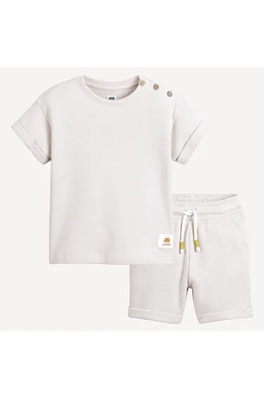 Short Sleeve T-Shirt/Shorts Outfit