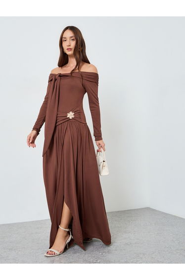 Women Off Shoulder Flower Metal Buckle Maxi Dress