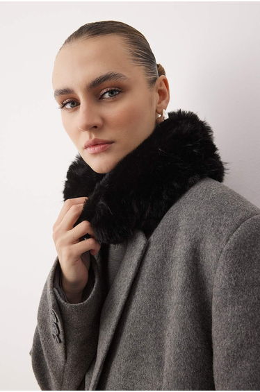 Black Neck Collar