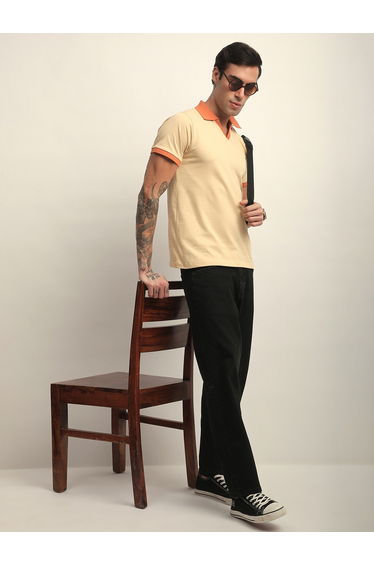 Men Solid Regular Fit Open Collar Polo
