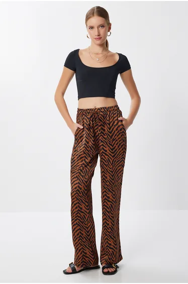 Women's Black Tan Patterned Flowy Satin Finish Trousers