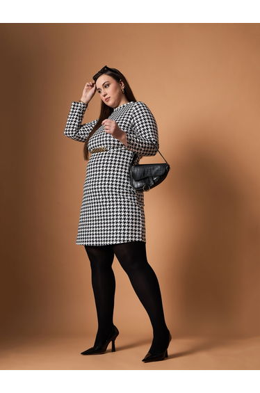 Plus Size Houndstooth Print Belted A-Line Mini Dress