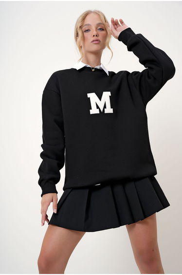 Women's Black Crew Neck Embroidered Oversize Sweatshirt with Raised Inside