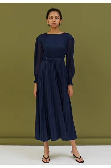 فستان بكسرات بحزام لون كحلي