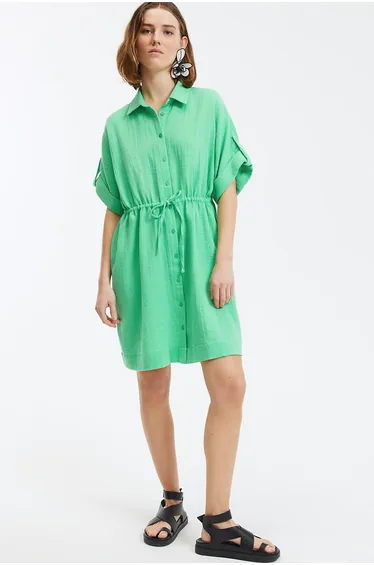 Full Dress Shirt with Short Sleeves