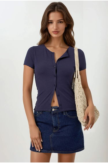 Textured Buttoned Knit Top