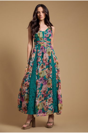 Lace Panelled Waist Pleated Maxi Dress