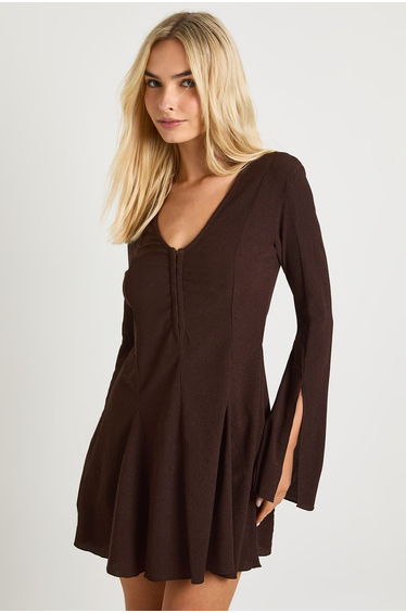 Textured Flared Cuff & Hem Shift Dress - chocolate