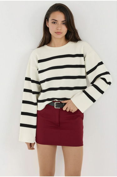 Striped Relaxed Fit Cropped Sweater
