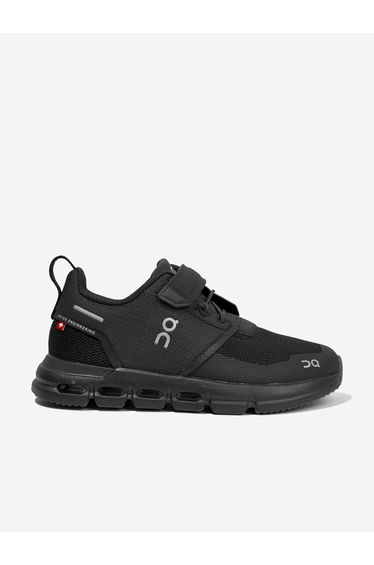 On Running Kids Cloud Play Trainers in Black