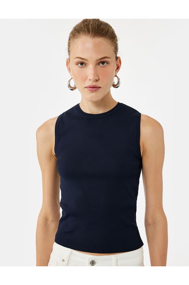 Sleeveless Knit Top