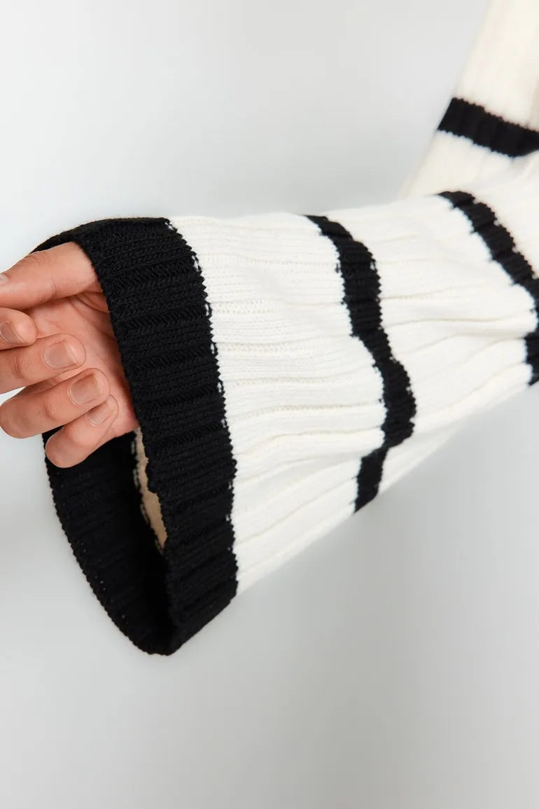 Sweater - Ecru - Oversize - 4
