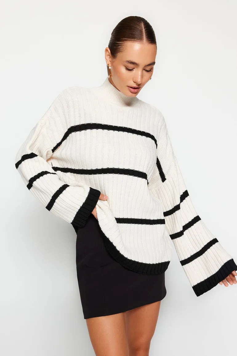 Sweater - Ecru - Oversize - 1