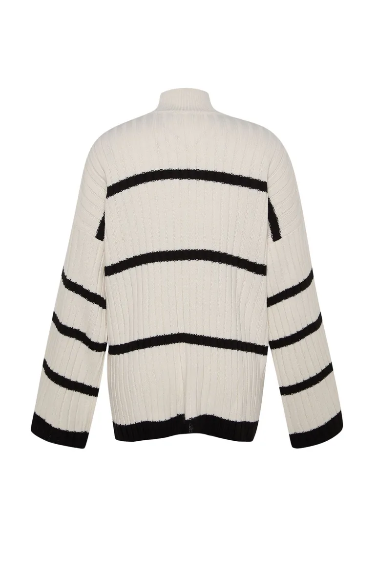 Sweater - Ecru - Oversize - 7