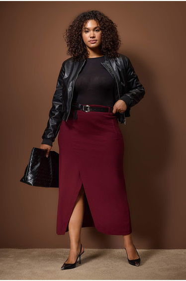 Plum belt and slit detailed maxi woven plus size skirt