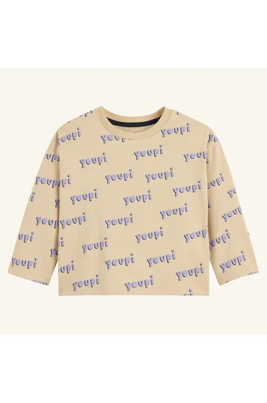 3-Piece Cardigan, T-Shirt and Trousers Outfit