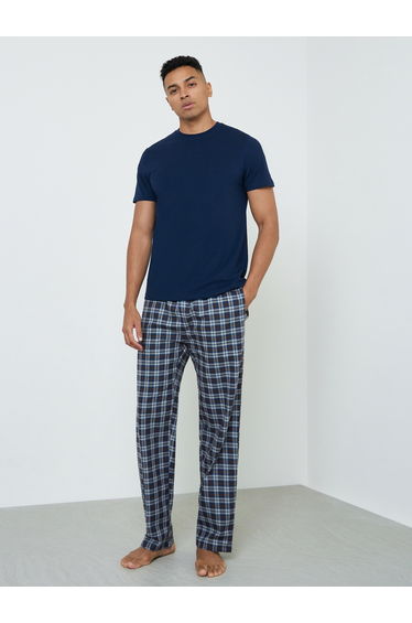 Men Solid Cotton T-Shirt and Checked Pyjama Set