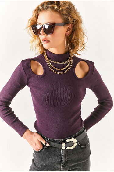Women's Plum Half Turtleneck Off-the-Shoulder Shawl top