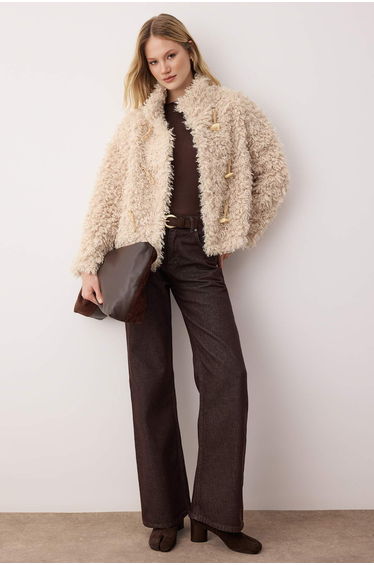 Ecru Regular Fit Shepherd's Closure Fur Coat