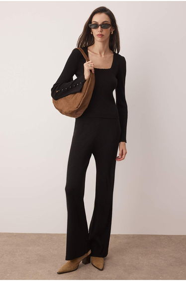 Black Square Neck Body-hugging Knitwear Bottom - Top Set
