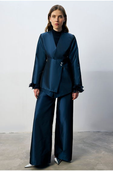 ASYMMETRIC JACKET AND PANTS SET WITH BUTTON DETAILS
