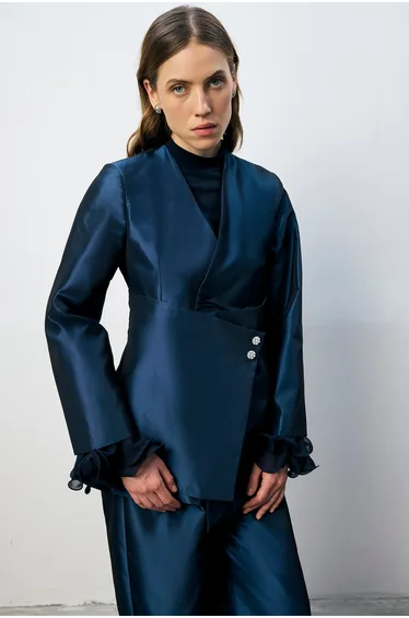 ASYMMETRIC JACKET AND PANTS SET WITH BUTTON DETAILS