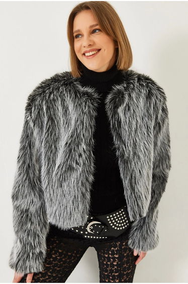 LUCCI Boxy Crop Faux Fur Coat with Crew Neck