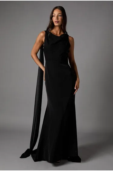 فستان ماكسي شيفون بظهر منسدل