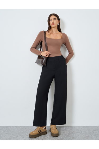 Women Textured Elastic Waist Straight Leg Pants