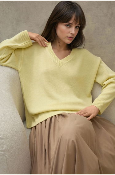 Thick Knit V-neck Sweater