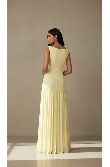High-end Banquet Etiquette Long Dress with Patchwork Pleated Skirt product thumbnail 3