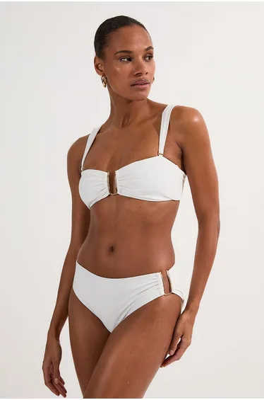 سروال بكيني بحواف ذهبية 