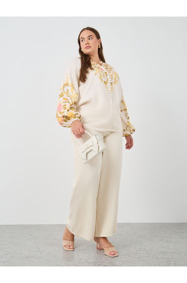 Plus Size Floral Print Balloon Sleeve Shirt with Self-Covered Buttons