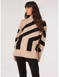 Oversized Geometric Stripe Jumper - 2