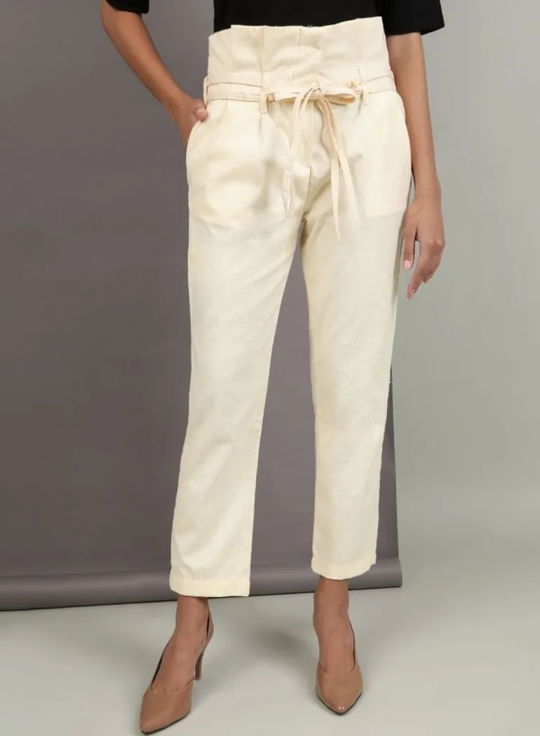 Women Cream Slim Fit Cropped Pants - 1