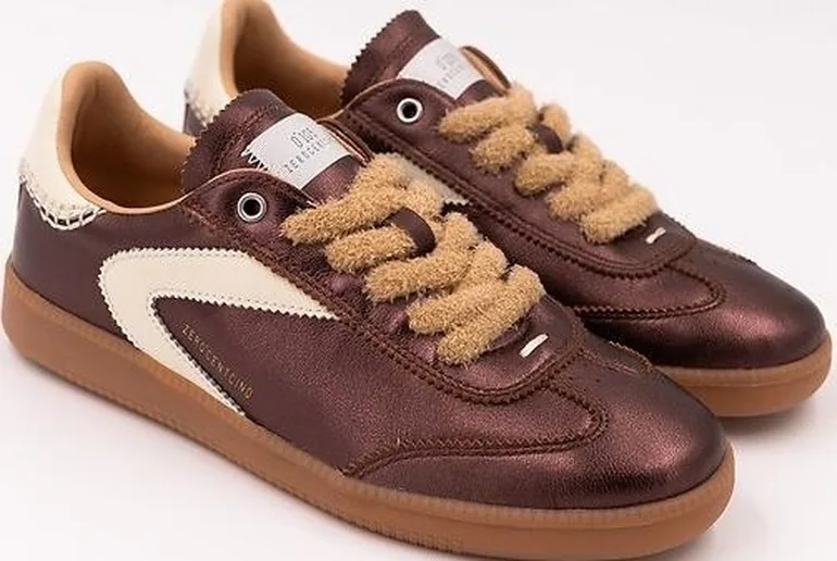 Nova Metallic Leather Trainers