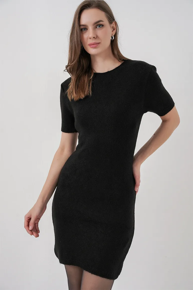 Women's short sleeve knit dress - black - 2