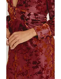 فستان رير لندن قصير بقصة مستقيمة بأكمام طويلة بطبعة أزهار - 3
