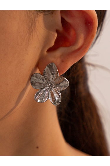 Floral Stud Earrings